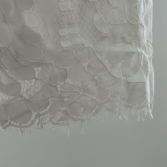 5/$25 White Lace Dress | Reception Dress - Picture 5 of 10